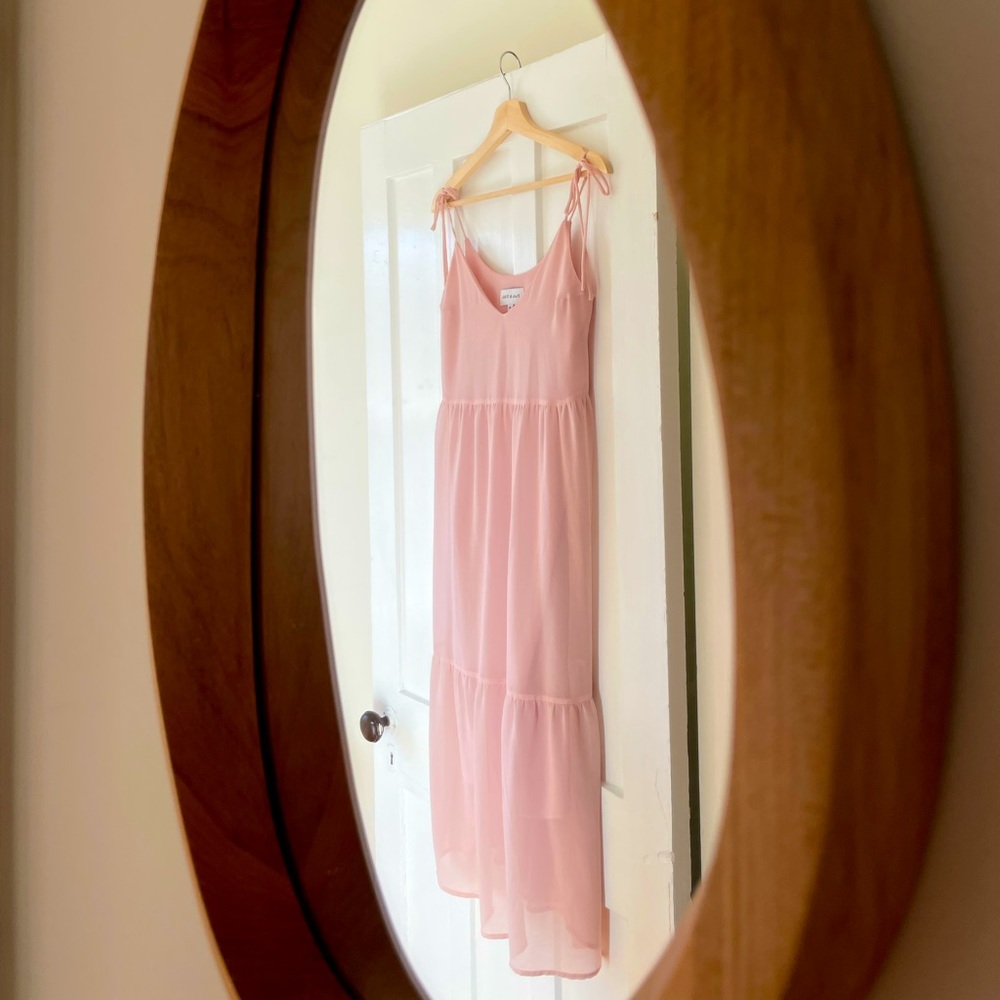 Park & Fifth Dusty Blush Midi/Maxi dress 💖